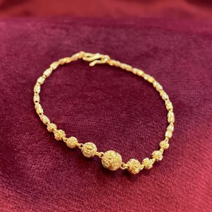 Gold Ball Bracelet