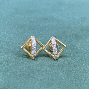 Diamond Eartop