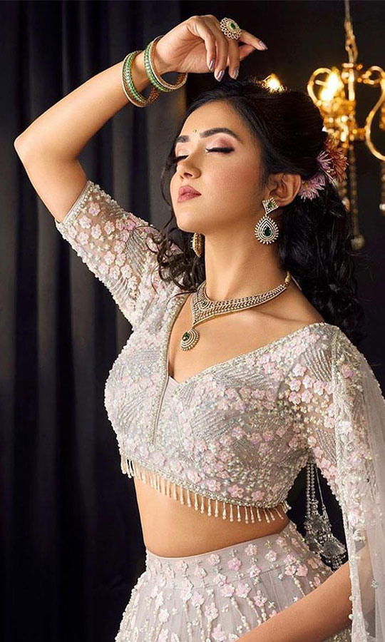 Premier designer & manufacturer of high-end jewelry