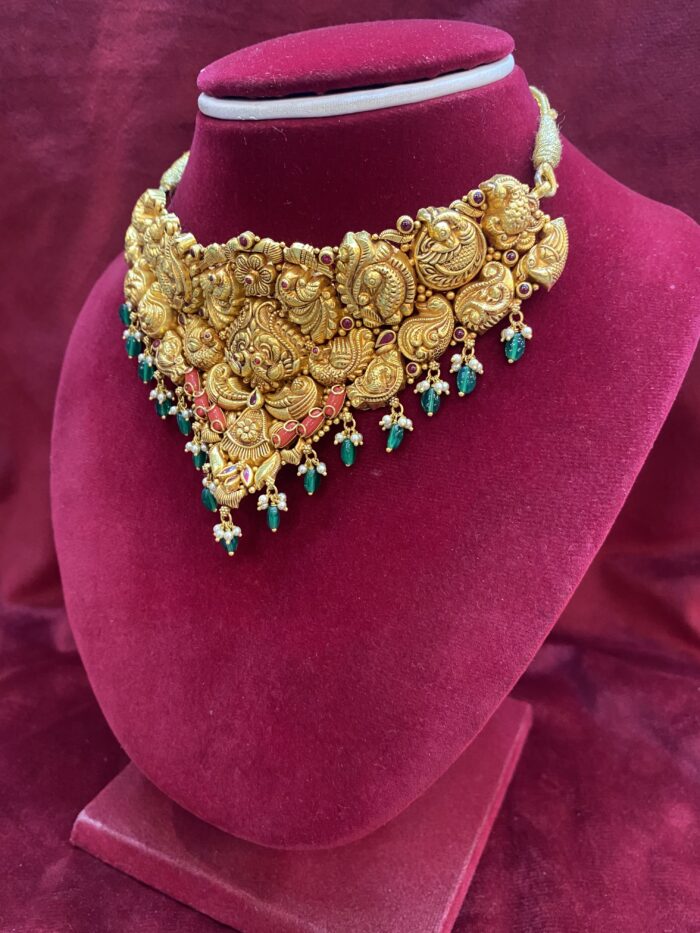 Antique 22 Carat Chocker Haar