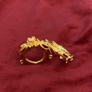 EARRING