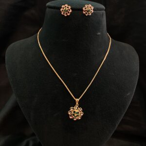 GOLD PENDANT SET